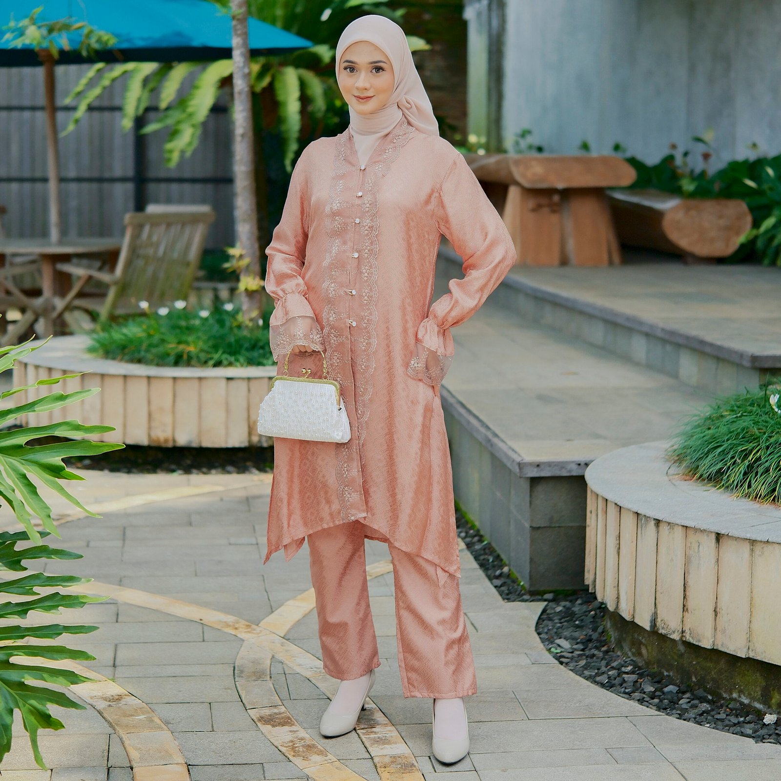 Diana Batik - AYUNA TUNIK KEBAYA VISCOSE | Tunik Raya | Baju Kurung | Tunik Lebaran - Gambar 13