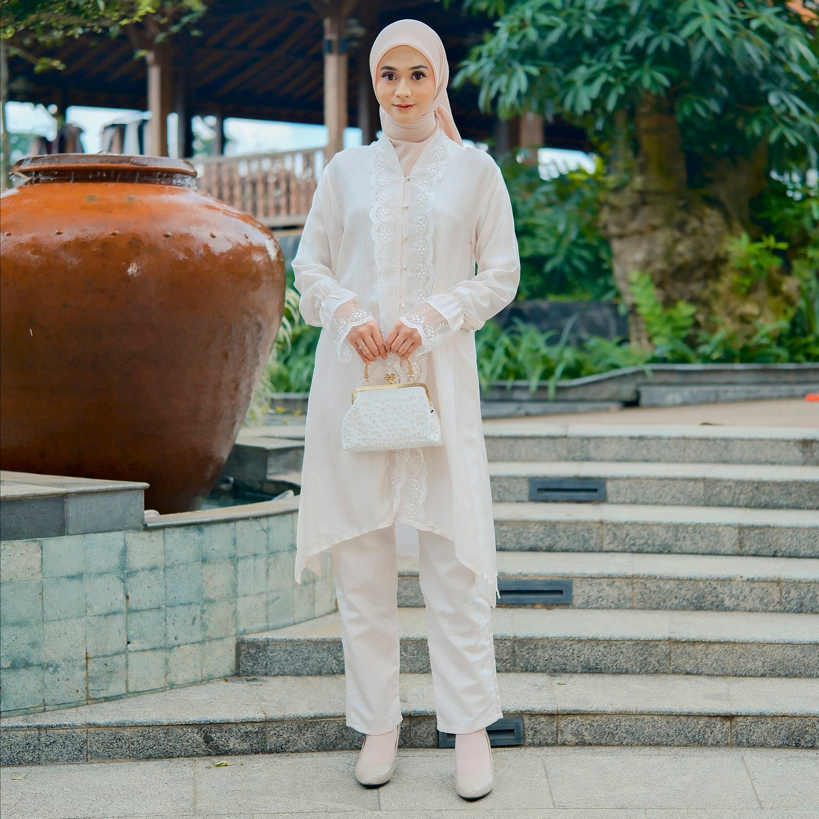 Diana Batik - AYUNA TUNIK KEBAYA VISCOSE | Tunik Raya | Baju Kurung | Tunik Lebaran - Gambar 12
