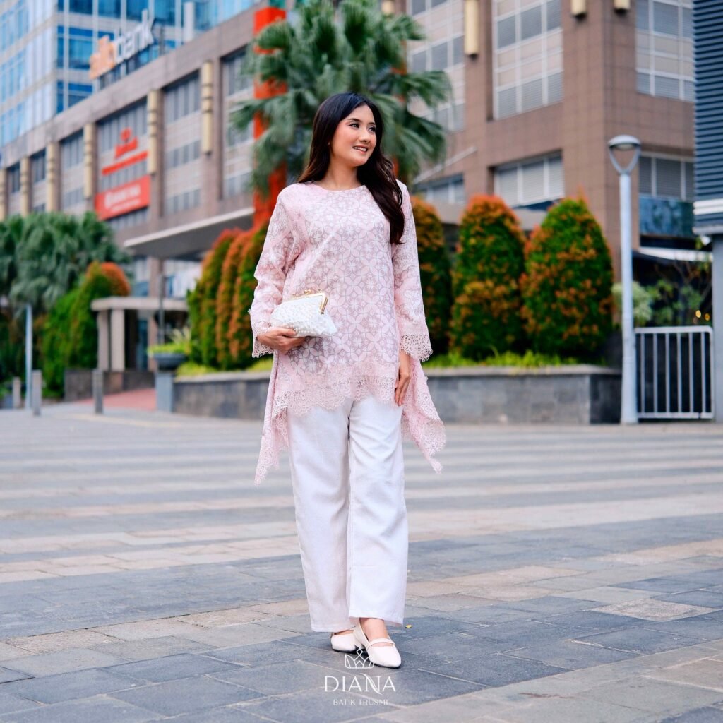 Diana Batik - ONE SET TUNIK MANUHARA LACE | Set Tunik Batik Viscose