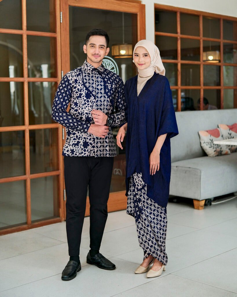 Diana Batik - COUPLE SET BLOUSE ARUNA POLOS | Couple Kaftan Blouse Batik | Kaftan Lebaran