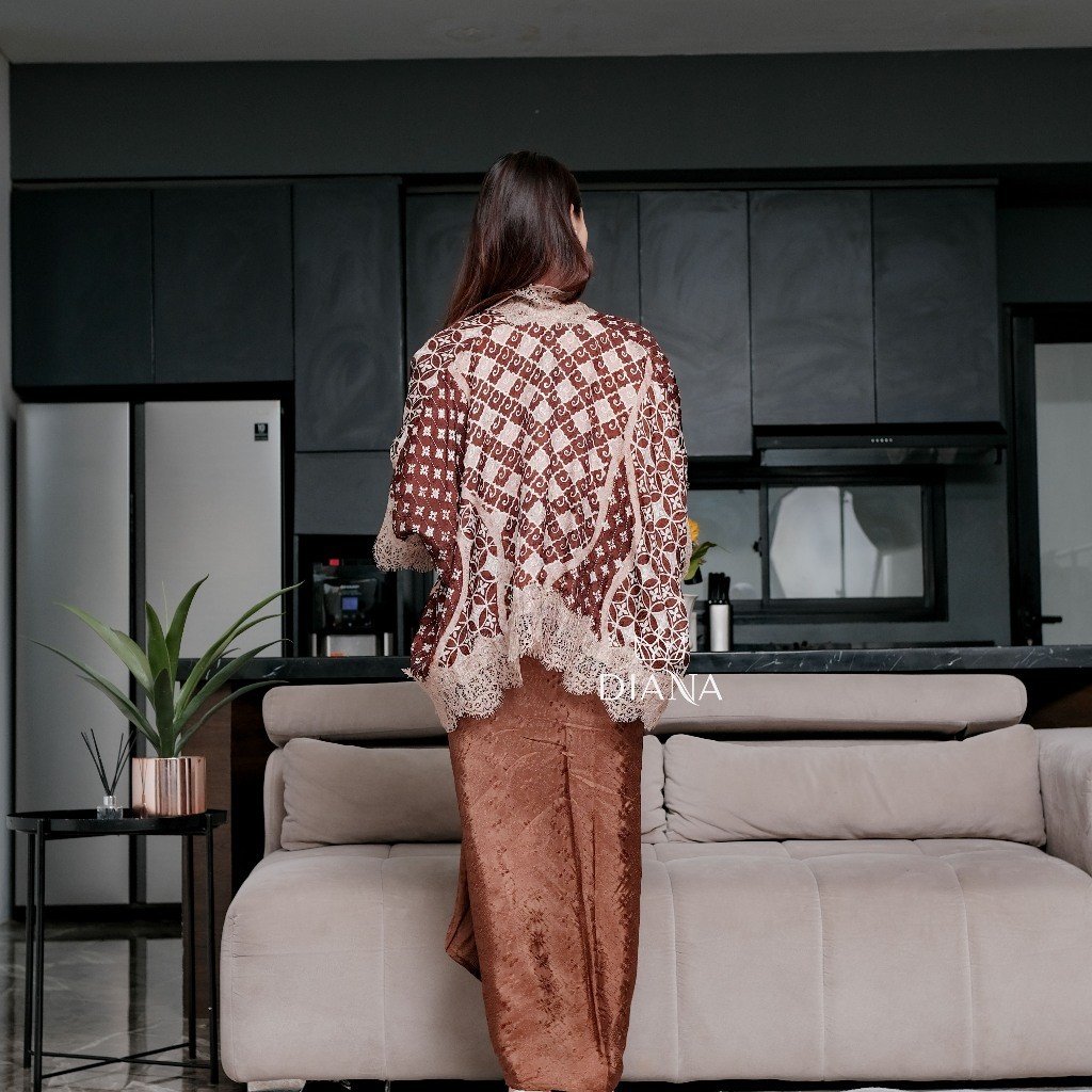 Diana Batik - OUTER BOLERO LACE BATIK VISCOSE | Outer Crop | Outer Batik Viscose Kondangan - Gambar 3